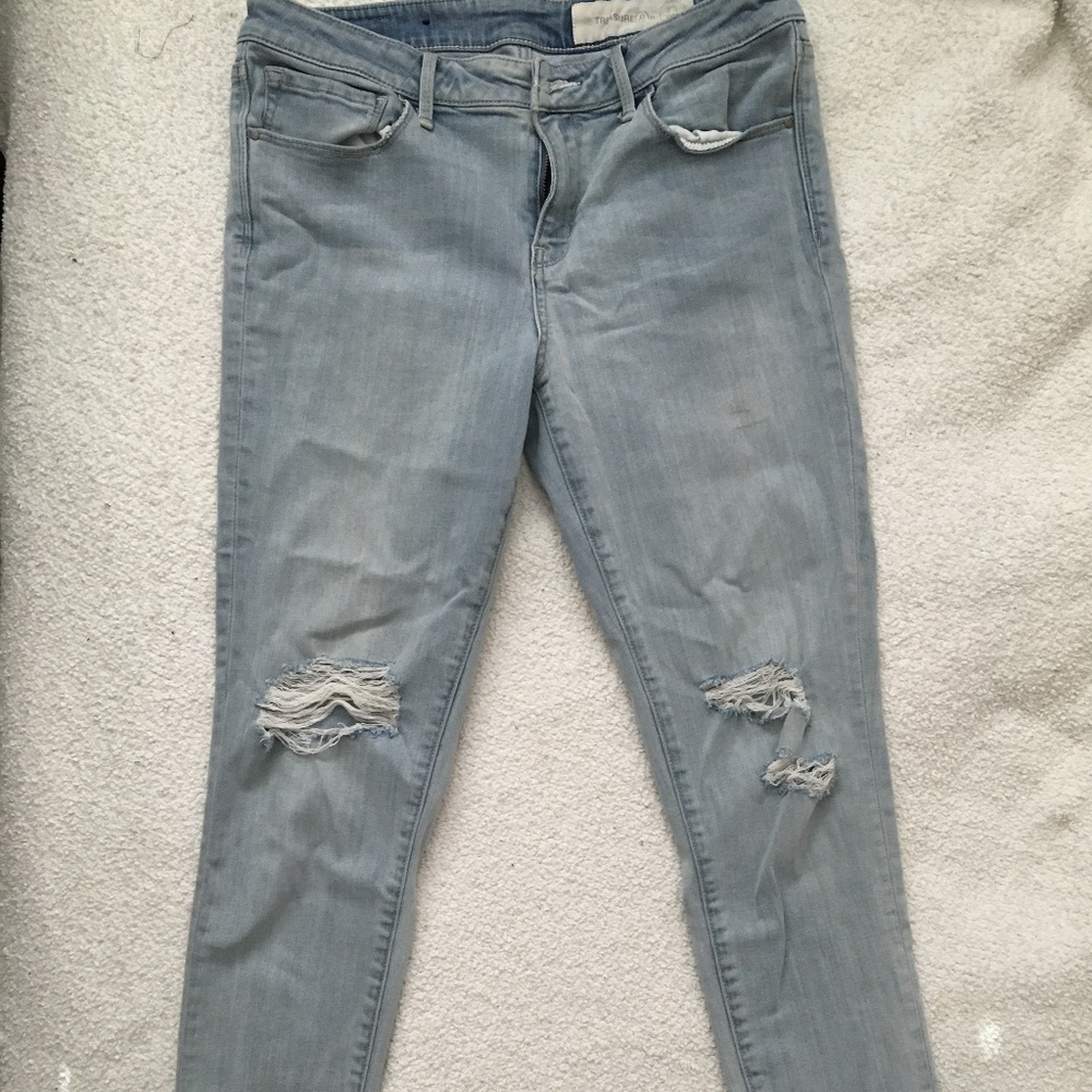 Treasure Bond Straight Leg Light Blue Jeans